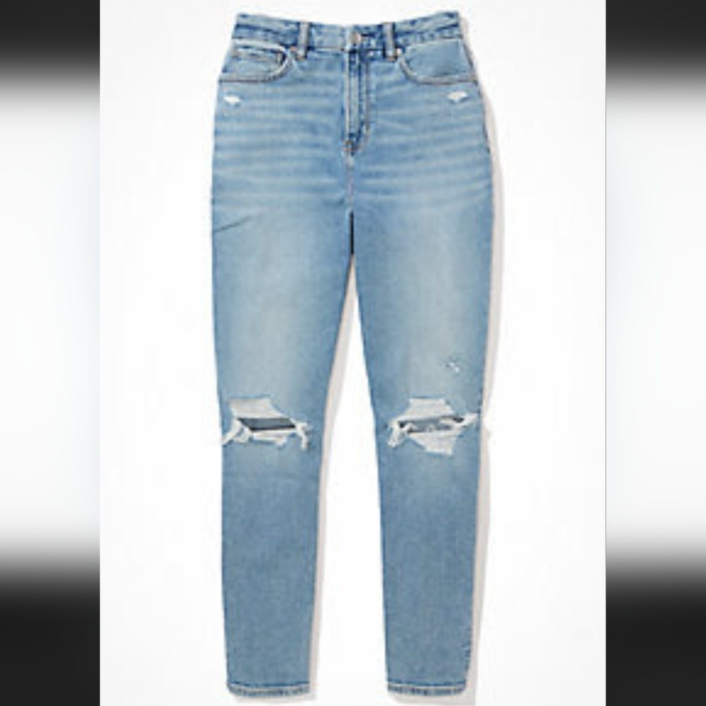 American Eagle Outfitters Blue Jeans Distressed, NWOT, STRAIGHT LEG, 12 LONG
